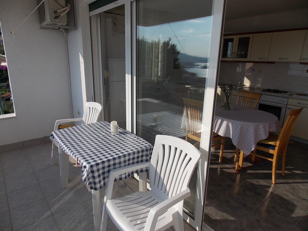 Apartments Villa Goja Трогир Экстерьер фото