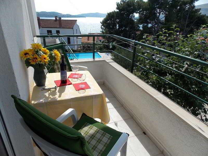 Apartments Villa Goja Трогир Экстерьер фото